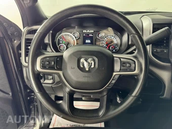 2024 Ram 3500 Tradesman Crew Cab Long Bed DRW - miniatura 13