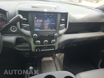 2024 Ram 3500 Tradesman Crew Cab Long Bed DRW – miniatura 7
