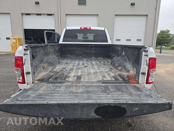 2024 Ram 3500 Tradesman Crew Cab Long Bed DRW - miniatura 11