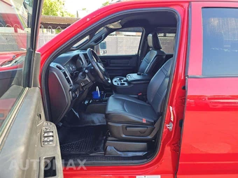 2024 Ram 3500 Tradesman Crew Cab Long Bed DRW – miniatura 3