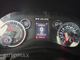 2024 Ram 3500 Tradesman Crew Cab Long Bed DRW - miniatura 18