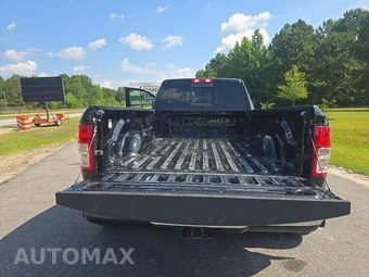 2024 Ram 3500 Tradesman Crew Cab Long Bed DRW – miniatura 11