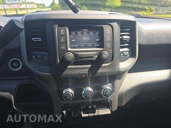 2024 Ram 3500 Tradesman Crew Cab Long Bed DRW – miniatura 7