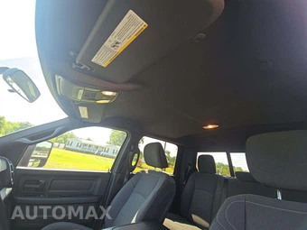 2024 Ram 3500 Tradesman Crew Cab Long Bed DRW – miniatura 8