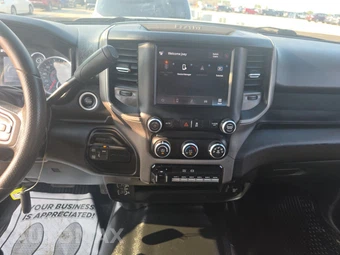 2024 Ram 3500 Tradesman Crew Cab Long Bed DRW - miniatura 11