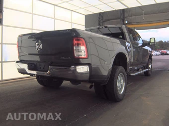 2024 Ram 3500 Tradesman Crew Cab Long Bed DRW - miniatura 4