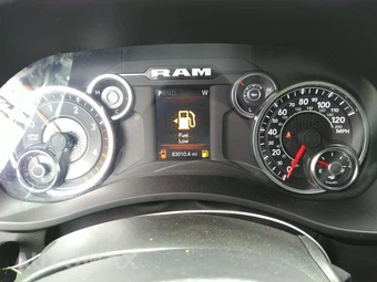 2024 Ram 3500 Tradesman Crew Cab Long Bed DRW – miniatura 22