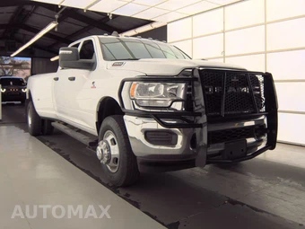 2024 Ram 3500 Tradesman Crew Cab Long Bed DRW – miniatura 3