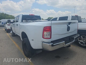 2024 Ram 3500 Tradesman Crew Cab Long Bed DRW - miniatura 6