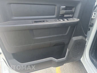 2024 Ram 3500 Tradesman Crew Cab Long Bed DRW - miniatura 9