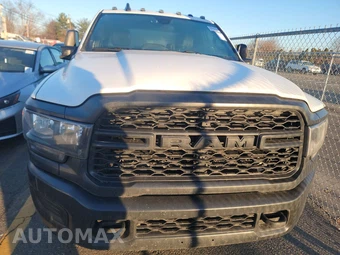 2024 Ram 3500 Tradesman Crew Cab Long Bed DRW - miniatura 2