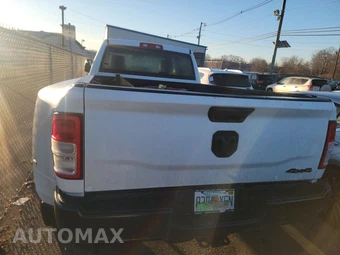 2024 Ram 3500 Tradesman Crew Cab Long Bed DRW - miniatura 5