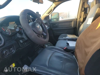 2024 Ram 3500 Tradesman Crew Cab Long Bed DRW - miniatura 7