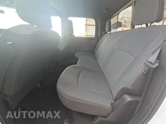 2024 Ram 3500 Tradesman Crew Cab Long Bed DRW - miniatura 13