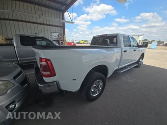2024 Ram 3500 Tradesman Crew Cab Long Bed DRW - miniatura 4