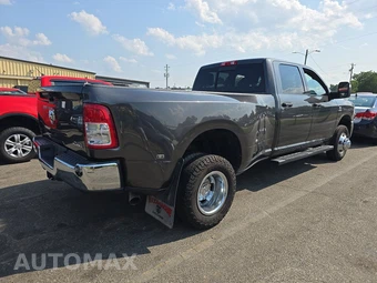 2024 Ram 3500 Tradesman Crew Cab Long Bed DRW - miniatura 4