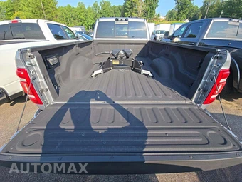 2024 Ram 3500 Tradesman Crew Cab Long Bed DRW – miniatura 14