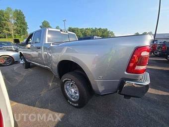 2024 Ram 3500 Tradesman Crew Cab Long Bed DRW – miniatura 2