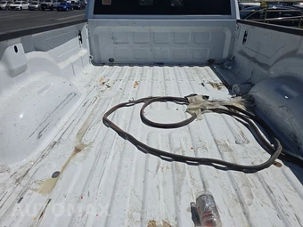 2024 Ram 3500 Tradesman Crew Cab Long Bed DRW – miniatura 16