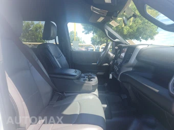 2024 Ram 3500 Tradesman Crew Cab Long Bed DRW – miniatura 8