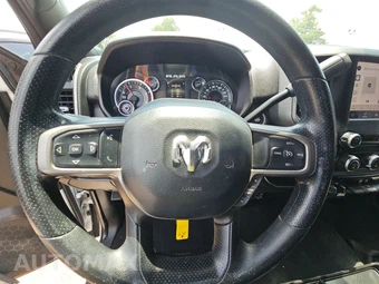 2024 Ram 3500 Tradesman Crew Cab Medium Bed – miniatura 10