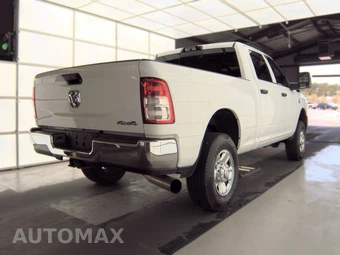 2024 Ram 3500 Tradesman Crew Cab Medium Bed – miniatura 4