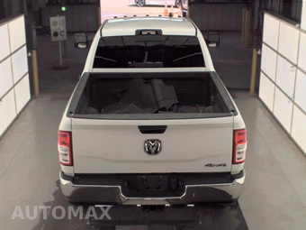 2024 Ram 3500 Tradesman Crew Cab Medium Bed – miniatura 5