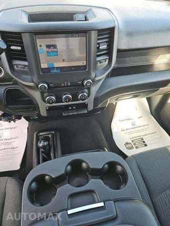 2024 Ram 3500 Tradesman Crew Cab Medium Bed – miniatura 10