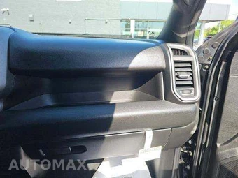 2024 Ram 3500 Tradesman Crew Cab Medium Bed – miniatura 19