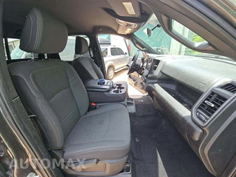 2024 Ram 3500 Tradesman Crew Cab Medium Bed - miniatura 18