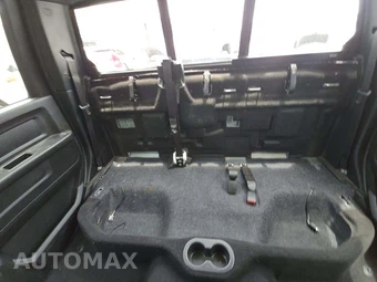 2024 Ram 3500 Tradesman Crew Cab Medium Bed - miniatura 24