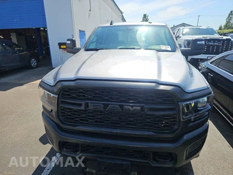 2024 Ram 3500 Tradesman Crew Cab Medium Bed – miniatura 2