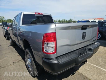 2024 Ram 3500 Tradesman Crew Cab Medium Bed – miniatura 6