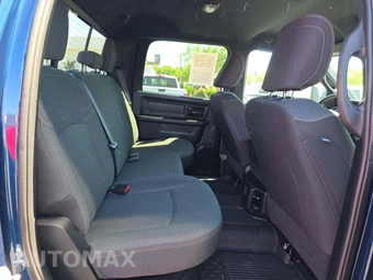 2024 Ram 3500 Tradesman Crew Cab Medium Bed – miniatura 16