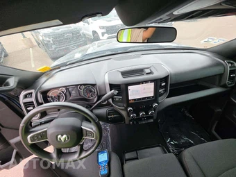 2024 Ram 3500 Tradesman Crew Cab Medium Bed – miniatura 10