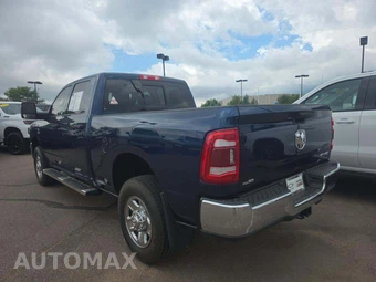 2024 Ram 3500 Tradesman Crew Cab Medium Bed – miniatura 2