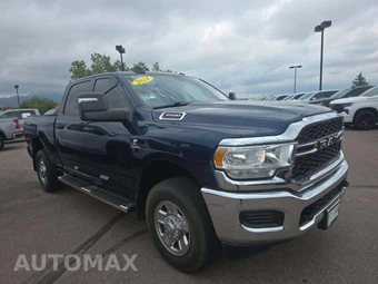 2024 Ram 3500 Tradesman Crew Cab Medium Bed – miniatura 4