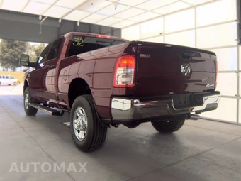 2024 Ram 3500 Tradesman Crew Cab Medium Bed – miniatura 2