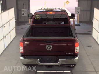 2024 Ram 3500 Tradesman Crew Cab Medium Bed – miniatura 24