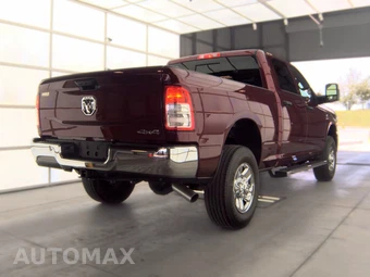 2024 Ram 3500 Tradesman Crew Cab Medium Bed – miniatura 4