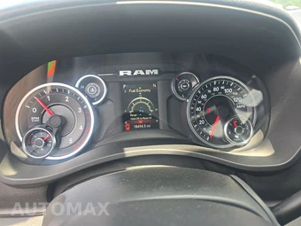 2024 Ram 3500 Tradesman Crew Cab Medium Bed – miniatura 8