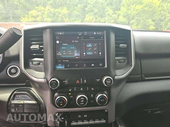 2024 Ram 4500 Cab Chassis SLT Crew Cab DRW - miniatura 7