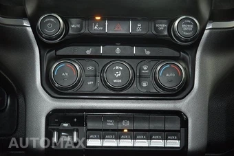 2024 Ram 4500 Cab Chassis SLT Crew Cab DRW - miniatura 24