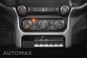 2024 Ram 4500 Cab Chassis SLT Crew Cab DRW - miniatura 24
