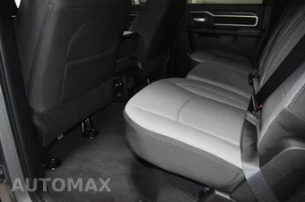 2024 Ram 4500 Cab Chassis SLT Crew Cab DRW - miniatura 35