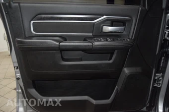 2024 Ram 4500 Cab Chassis SLT Crew Cab DRW - miniatura 39