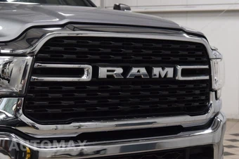 2024 Ram 4500 Cab Chassis SLT Crew Cab DRW - miniatura 5