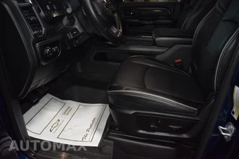 2024 Ram 5500 Cab Chassis Limited Crew Cab DRW - miniatura 37