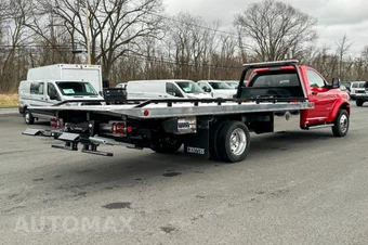 2024 Ram 5500 Cab Chassis SLT Regular Cab DRW - miniatura 3