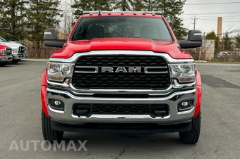 2024 Ram 5500 Cab Chassis SLT Regular Cab DRW - miniatura 8